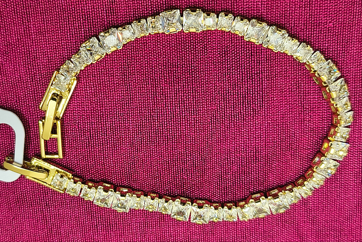 Golden Plated-White big and small stone Openable Tennis Bracelet
