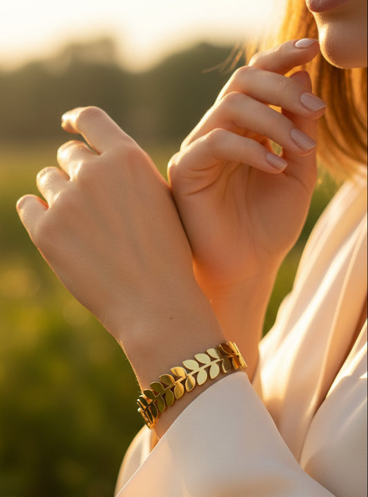 Golden Plated-Twin Leaf Design Openable Bracelet