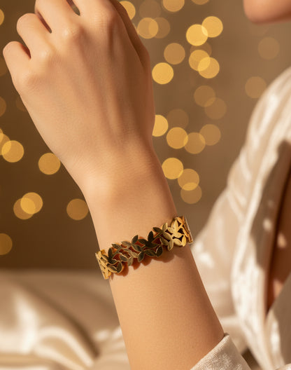 Golden-Plated Leaf Link Openable Bracelet