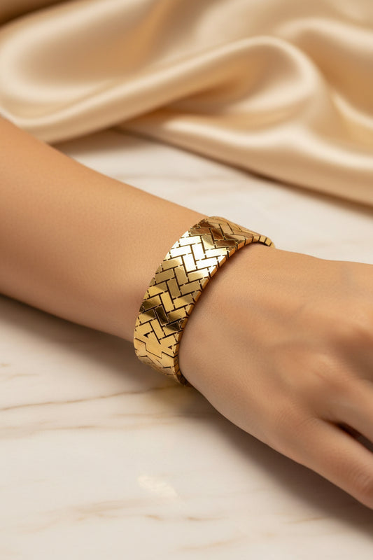 Golden Plate-ZigZag Design-Openable Kada