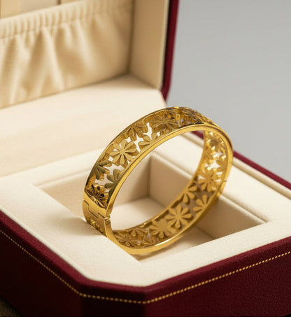 Golden-Plated Floral Design Openable Kada