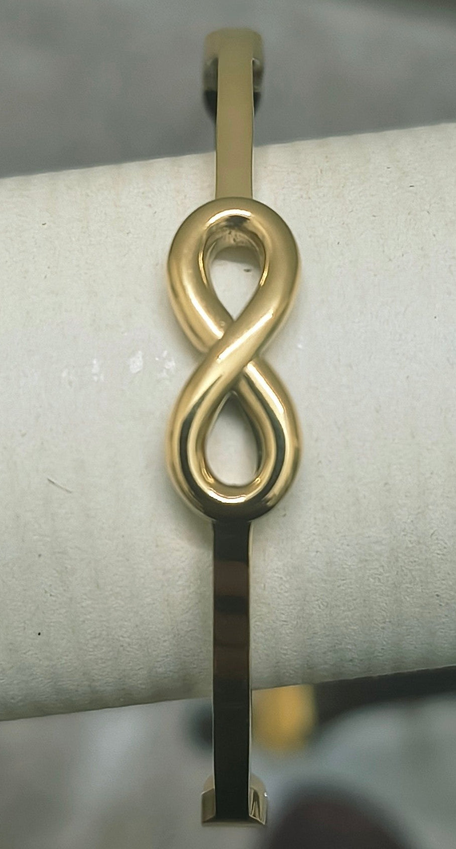 Golden-Plated Infinity Openable bracelet