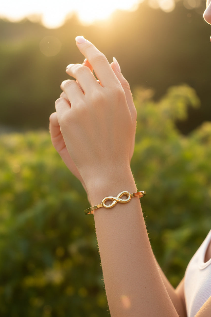 Golden-Plated Infinity Openable bracelet
