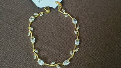 Golden Plated Tulip Chain Bracelet - Full white