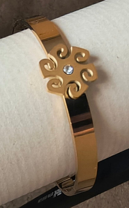Golden Plated Floral design Cuff Bracelet
