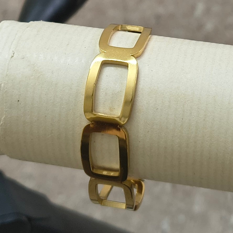 Golden Plated Squared Blocks Openable bracelet