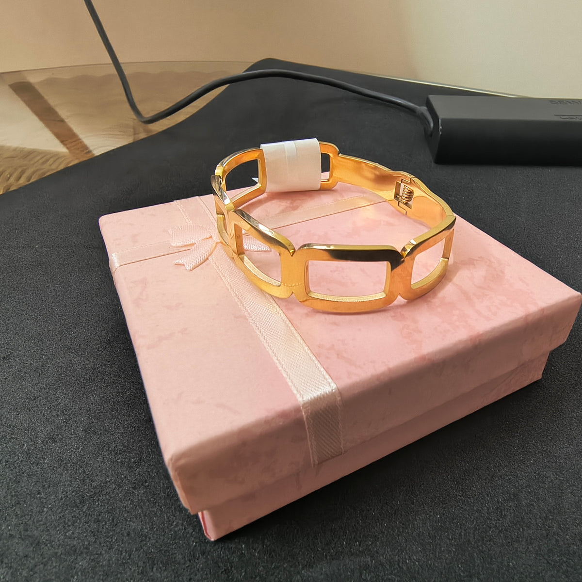 Golden Plated Squared Blocks Openable bracelet