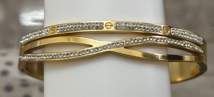 Golden Plated White Stone Roman Number Openable Bracelet