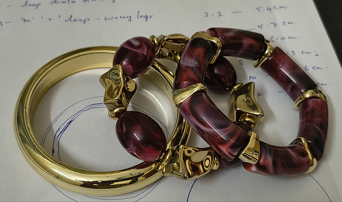 Stretchable and Fixed Stack of Acrylic Bangles