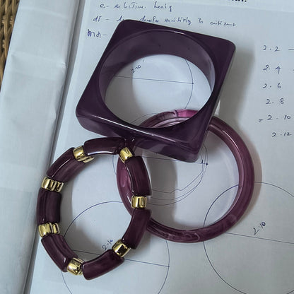 Stretchable and Fixed Stack of Acrylic Bangles