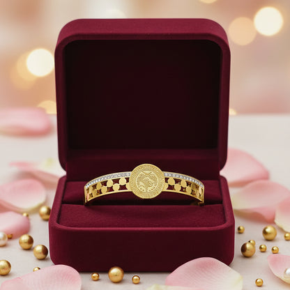 Golden Plated Textured Circle Openable Bracelet