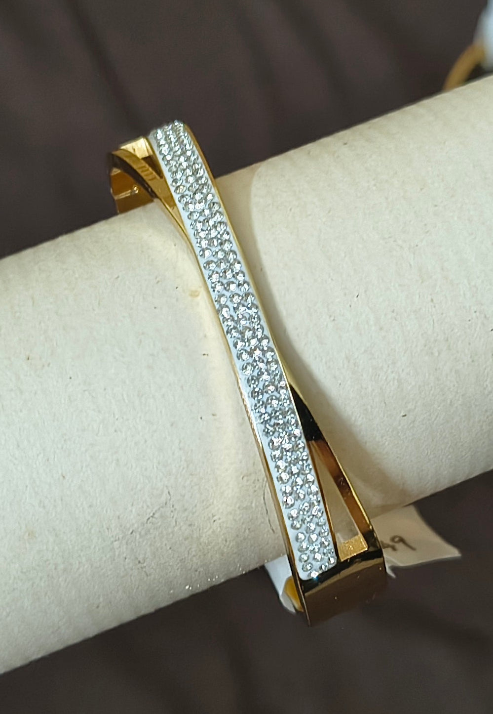 Golden Plate White Stones Strip Openable Bracelet