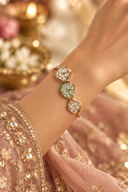 Golden Plated Branch Design Stretchable Bracelet