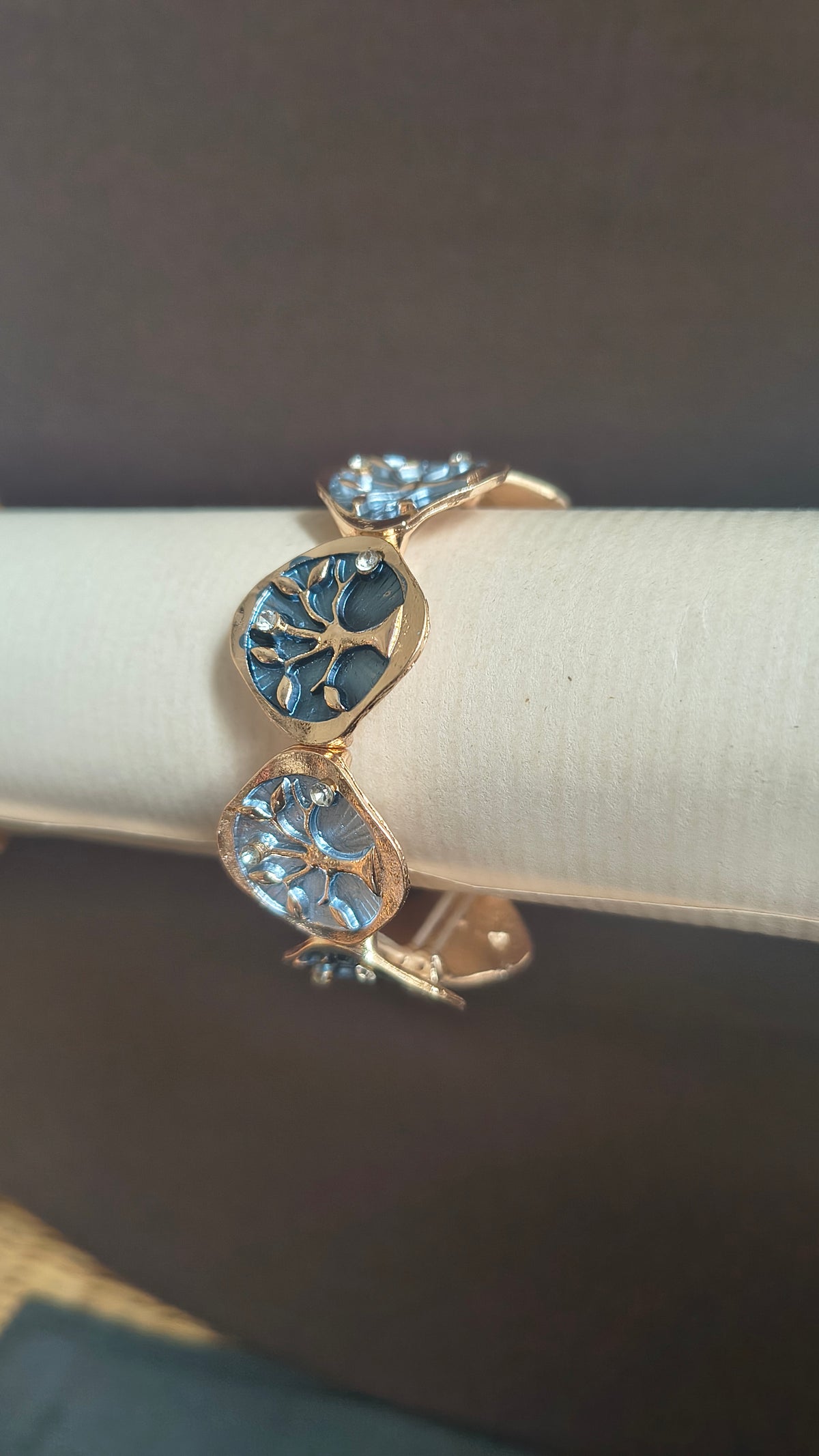 Golden Plated Branch Design Stretchable Bracelet