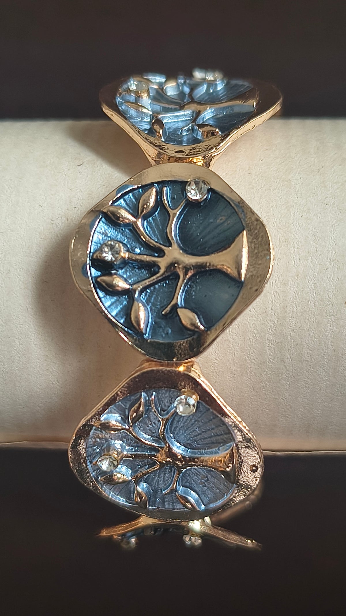 Golden Plated Branch Design Stretchable Bracelet