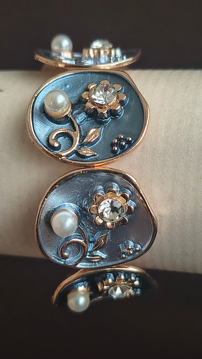 Golden Plated Floral Design Stretchable Bracelets